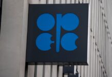 ОПЕК+ рассмотрит увеличение добычи нефти после ударов США и Израиля по Ирану
