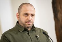 Украина возобновляет экспорт оружия: выданы первые разрешения