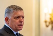 Фицо выставил ультиматум Украине: угрожает в понедельник прекратить поставки электроэнергии