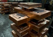 Bloomberg: ЕС рассматривает запрет на импорт иридия, родия, платины и меди из России