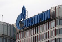 Нефтегазовые доходы РФ в январе упали вдвое по сравнению с январем 2025-го