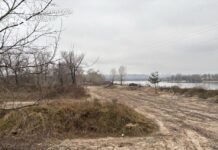 В Киеве в третий раз попытаются через суд вернуть из аренды 4 га земли на Осокорках