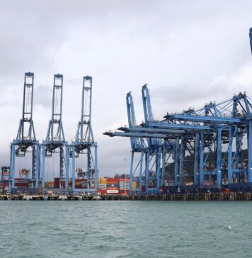 Порты Панамского канала передали в управление двум крупнейшим судоходным компаниям