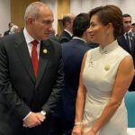 Любимая женщина премьер-министра Армении Пашиняна заявила о смене статуса после почти 30 лет вместе