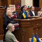 «Евросолидарность» в годовщину санкций против Порошенко: это девальвирует закон, предназначенный для противодействия внешним угрозам нацбезопасности Украины