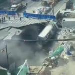 В Шанхае дорога возле «зебры» внезапно ушла под землю: образовалась большая пропасть (видео)