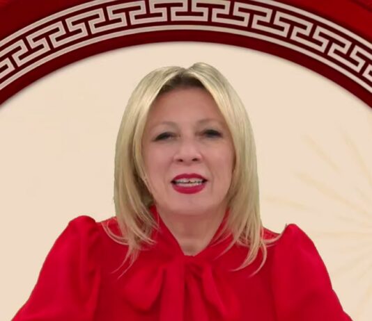 Захарова из российского МИД внезапно заговорила на китайском: в чем причина