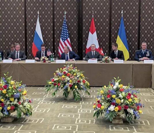 Тупик в Женеве: что стоит за требованиями РФ по Донбассу