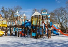 У Херсонській МВА обговорили питання примусової евакуації родин з дітьми