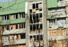 Війська РФ атакували дронами будівлі Херсонського державного університету. ФОТО