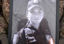 “Навіть не встигли забрати весільне відео”. Поховали загиблу у Львові патрульну з Херсонщини Вікторію Шпильку