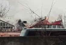 Армія РФ вдарила по житлових кварталах Дніпровського району Херсона