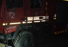 Повторний удар по рятувальниках у Херсоні. Пошкоджено пожежний автомобіль