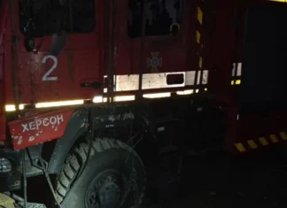 Повторний удар по рятувальниках у Херсоні. Пошкоджено пожежний автомобіль