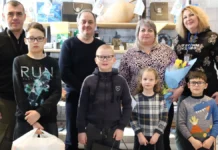 Прийомна родина з Херсонщини отримала будинок у Миколаєві