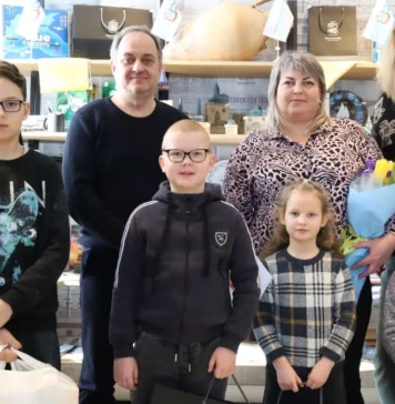 Прийомна родина з Херсонщини отримала будинок у Миколаєві