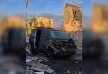 Два дні пекла в зруйнованому Бериславі: Боксер показав відео евакуації, яка перетворилася на жахіття