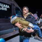 Польша меняет правила предоставления помощи украинским беженцам: что известно