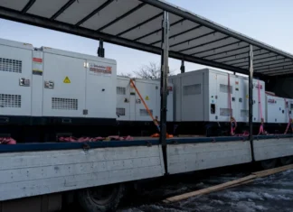 США передали Херсону генератор на тисячу кіловат