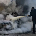 У Херсоні війська РФ атакували машину. ФОТО