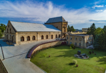 Росіяни повністю знищили виноробню князя Трубецького на Херсонщині