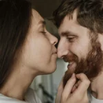 “Опора має бути у нас всередині”. Інтерв’ю з психологинею про стосунки під час війни