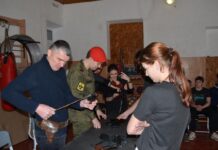 Навчають стріляти та керувати БпЛА: на ТОТ Херсонщини окупанти посилюють мілітаризацію дітей