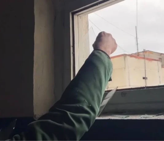 Окупаційні війська кілька разів атакували центральну частину Херсона. ВІДЕО