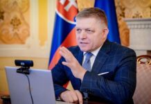 Фицо заявил о прекращении аварийных поставок электроэнергии в Украину из Словакии