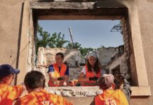 От крыш и окон — к будущему Украины: как украинские волонтеры уже сейчас начинают восстановление страны