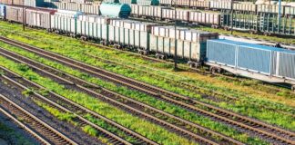 Кабмин назначил орган управления для почти 1600 вагонов, конфискованных у России