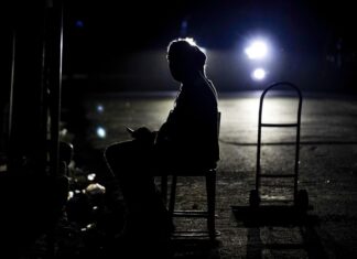 Тотальный блэкаут в Ираке. Власти объяснили остановку электростанций нехваткой газа