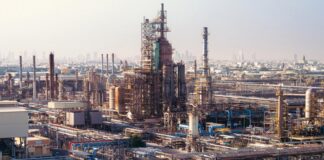 Иран атаковал НПЗ в Бахрейне: ее владелец Bapco Energies объявил форс-мажор