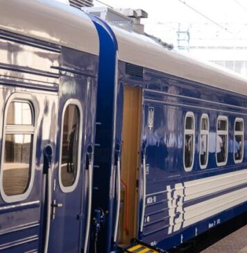 Фирменные батончики, каша с пармезаном и гранола. УЗ расширила ассортимент продукции в поездах