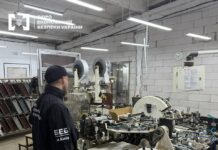 В Черновцах обнаружили крупнейшую нелегальную фабрику сигарет в истории БЭБ