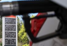 В Германии вслед за Австрией хотят разрешить повышение цены на топливо только раз в день