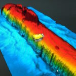 Незаметно пропускает радиацию: на морском дне более 30 лет гниет «ядерная бомба»