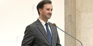 МИД Украины: Переговорный трек на паузе, но команды между собой общаются ежедневно