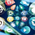 Только 7% украинцев не пользуются соцсетями, большинство пользуется телеграм-каналами — опрос Socis