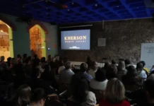 В Іспанії до річниці повномасштабного вторгнення провели низку заходів присвячених Херсону та атакам дронів РФ