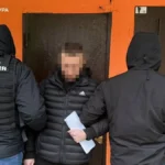 Жителька Херсона за вказівкою розвідки РФ вербувала людей для замовних вбивств у Києві