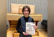 Музикант із Генічеської громади здобув нагороду Міжнародного конкурсу саксофоністів