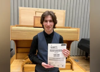 Музикант із Генічеської громади здобув нагороду Міжнародного конкурсу саксофоністів