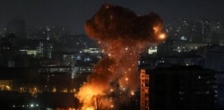 ВС РФ ударили по Одессе «Шахедами»: разрушили роддом, детали (видео)