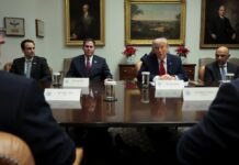 Даже без открытия Ормузского пролива: Трамп готов закончить войну в Иране, — WSJ