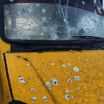 У Херсоні російські війська атакували чоловіка, який перебував в автівці