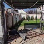 Війська РФ вдарили по будинку в Херсоні. Є поранений