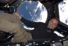 «Мы живем во лжи»: астронавт NASA поделился откровением после 178 дней в космосе