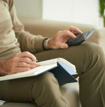 Индексация пенсий в марте: какие категории могут получить не полное повышение выплат