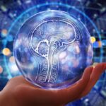 Как накрасить свинью губной помадой: ученый из Гарварда считает, что люди глупеют от ИИ